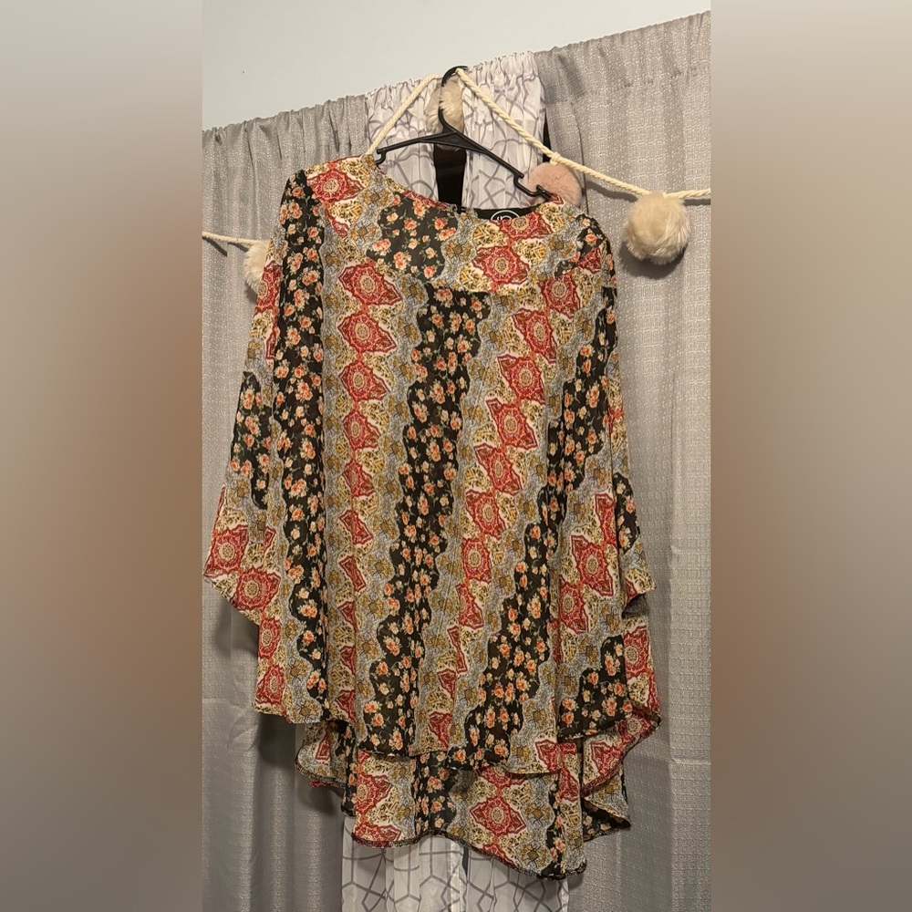 Nuggles poncho